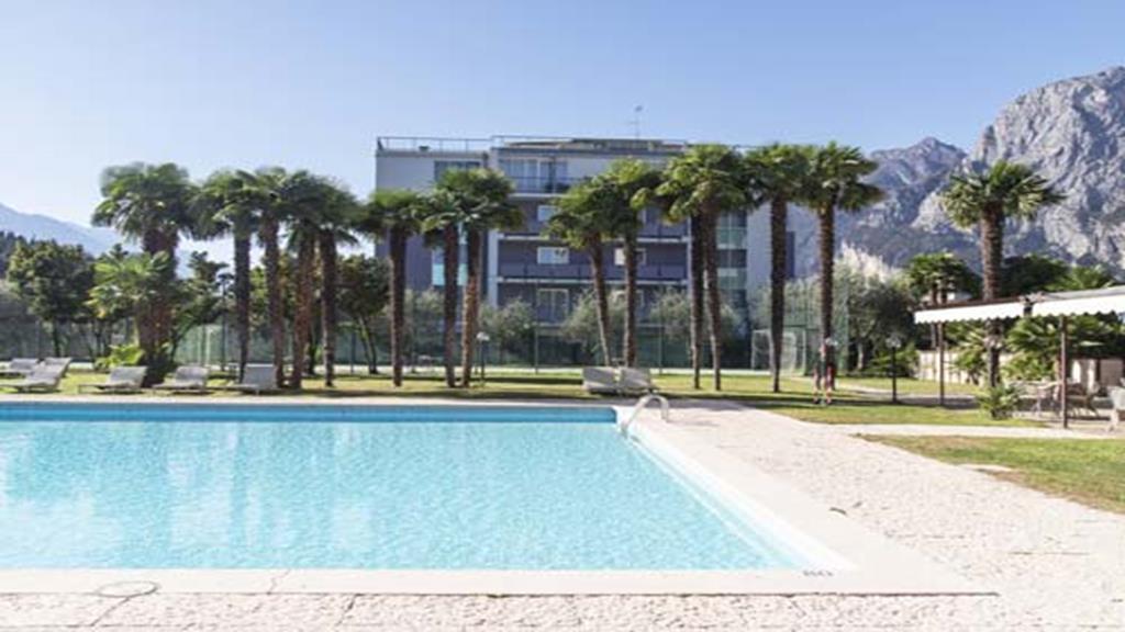 Residence Monica Riva del Garda Esterno foto