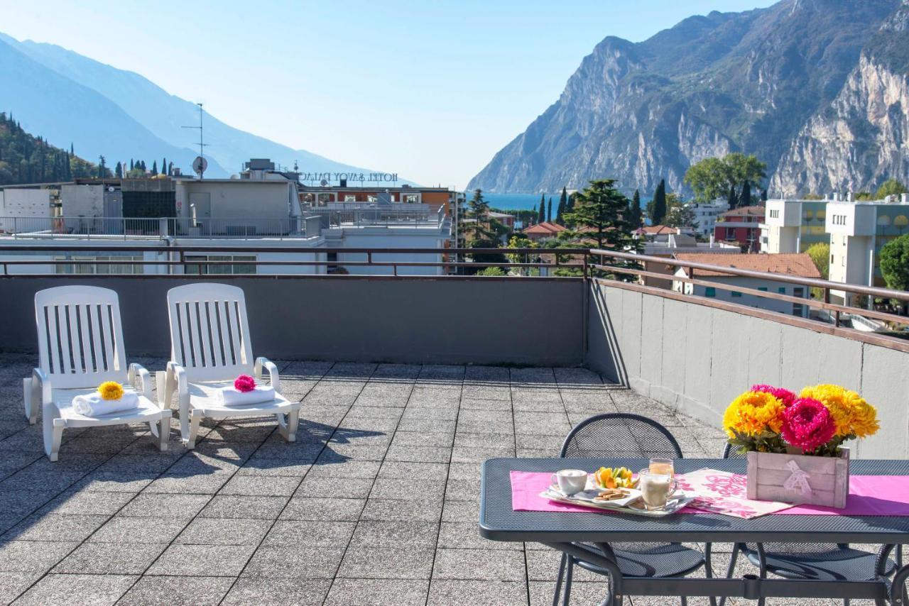 Residence Monica Riva del Garda Esterno foto